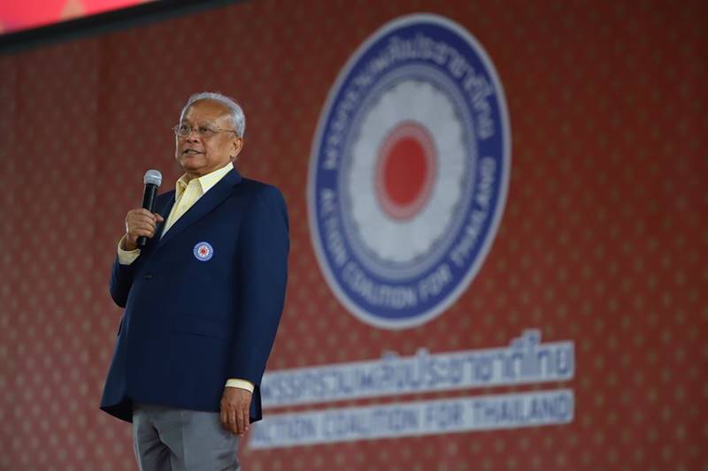 สุเทพ เทือกสุบรรณ