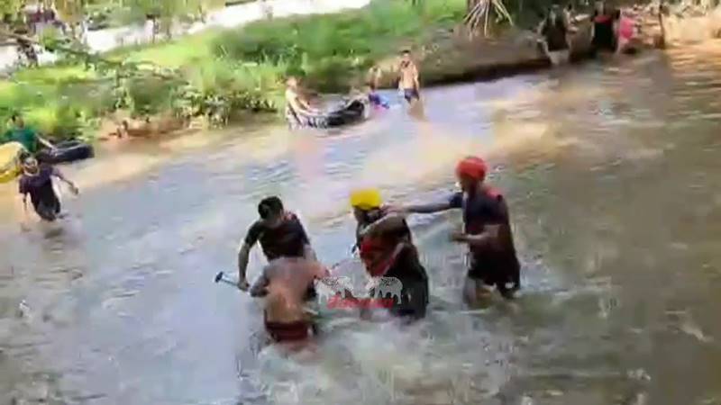 นักท่องเที่ยวทะเลาะกัน