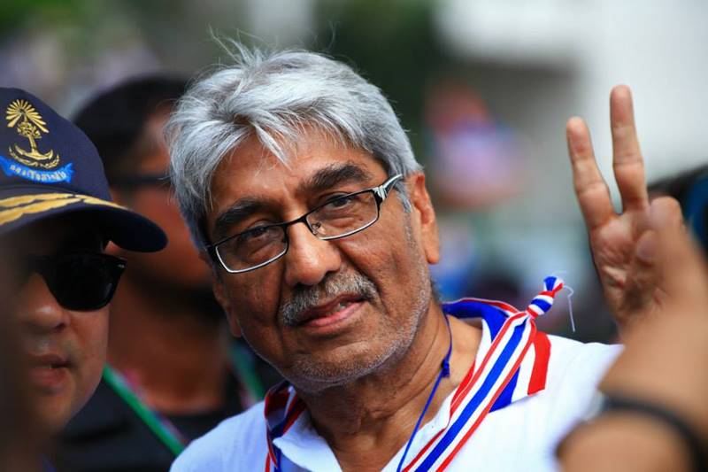 สาธิต เซกัล, อภิรัชต์ คงสมพงษ์ 