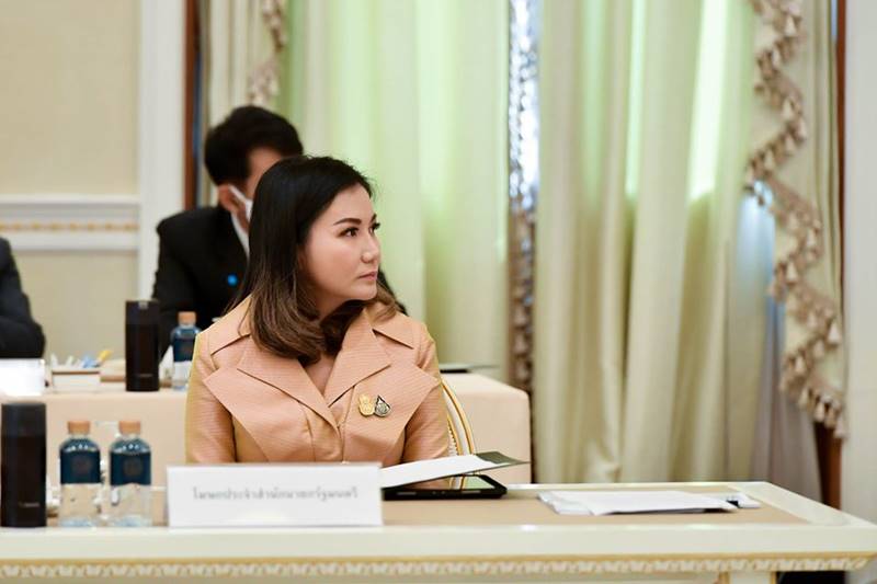 นฤมล ภิญโญสินวัตน์, ฌอน บูรณะหิรัญ