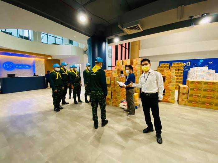 กนก รัตน์วงศ์สกุล