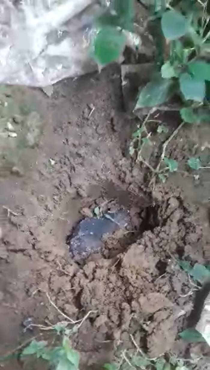 อุกกาบาตชนหลังคา