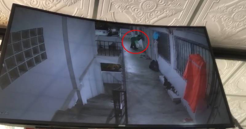 แอบมองผู้หญิง