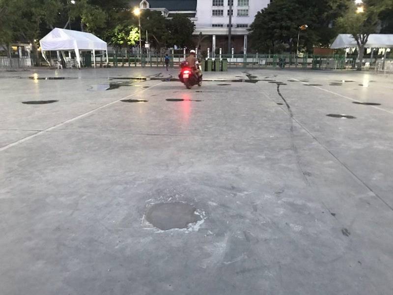 หมุดคณะราษฎร