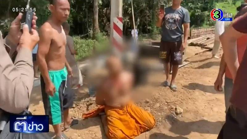 พระขับรถชนคนตาย