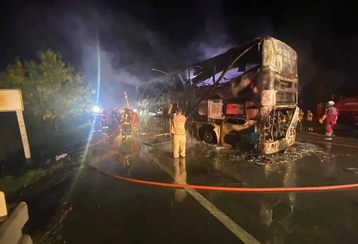 ไฟไหม้รถทัวร์ขอนแก่น