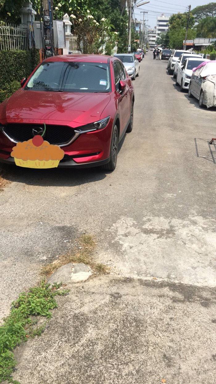 คาเฟ่พลอย ชิดจันทร์