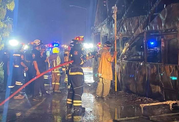 ไฟไหม้รถทัวร์