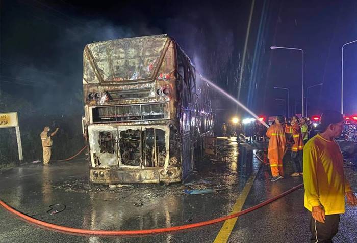 ไฟไหม้รถทัวร์