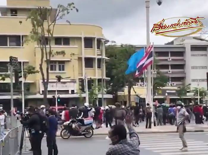 ม็อบ7สิงหา