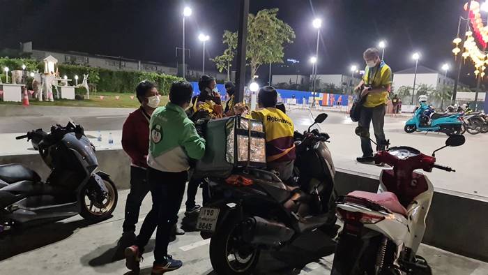 ไรเดอร์แม่ลูกอ่อน