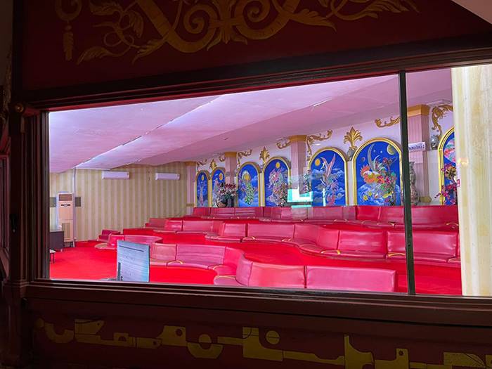 อาบอบนวด, ชูวิทย์ กมลวิศิษฎ์