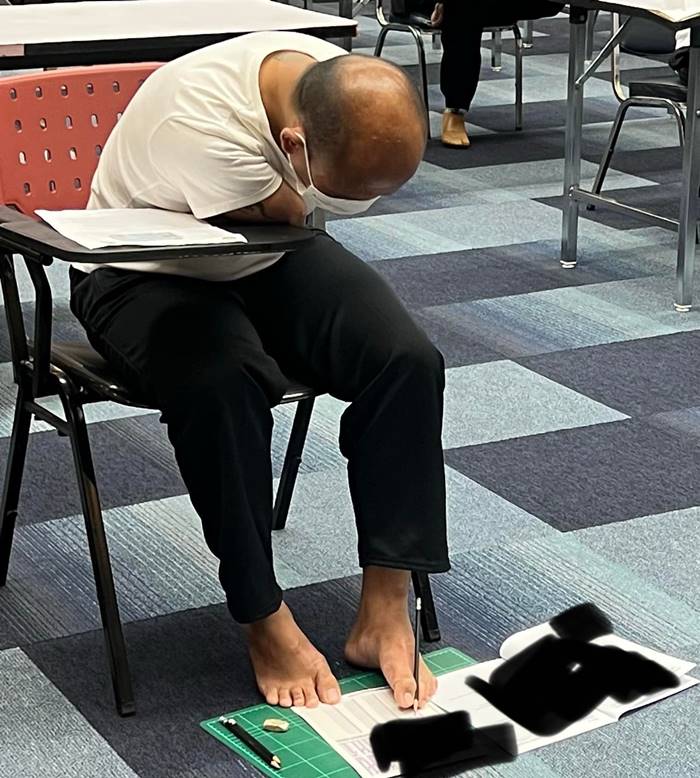 คนพิการ, สอบท้องถิ่น 64