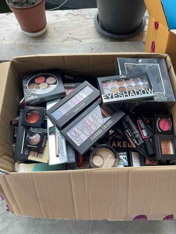 กล่องสุ่มพิมรี่พาย