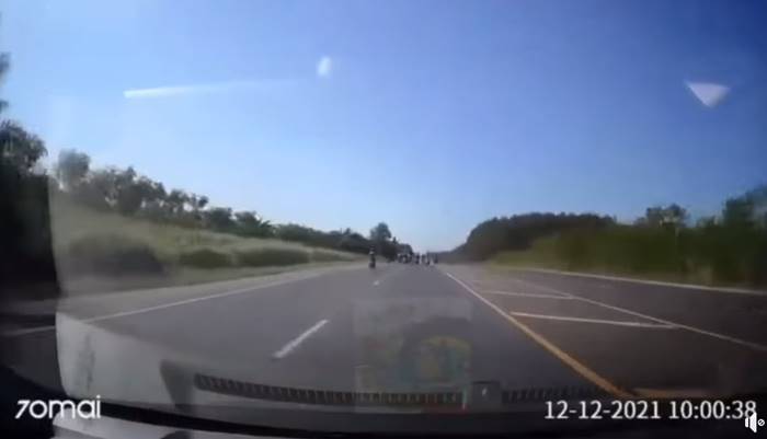 มอไซค์ชนรถบรรทุก