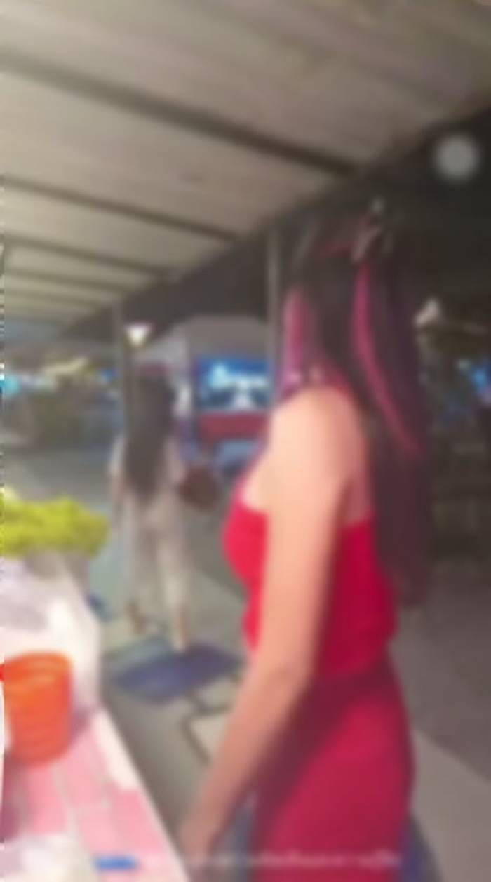 ด่าลูกค้า