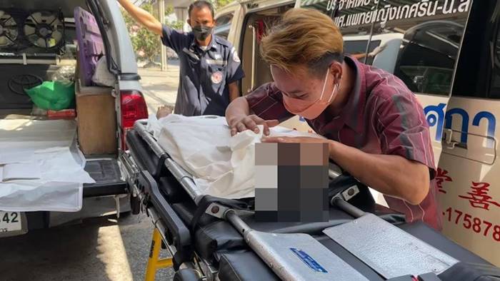 ลิฟต์หนีบตาย