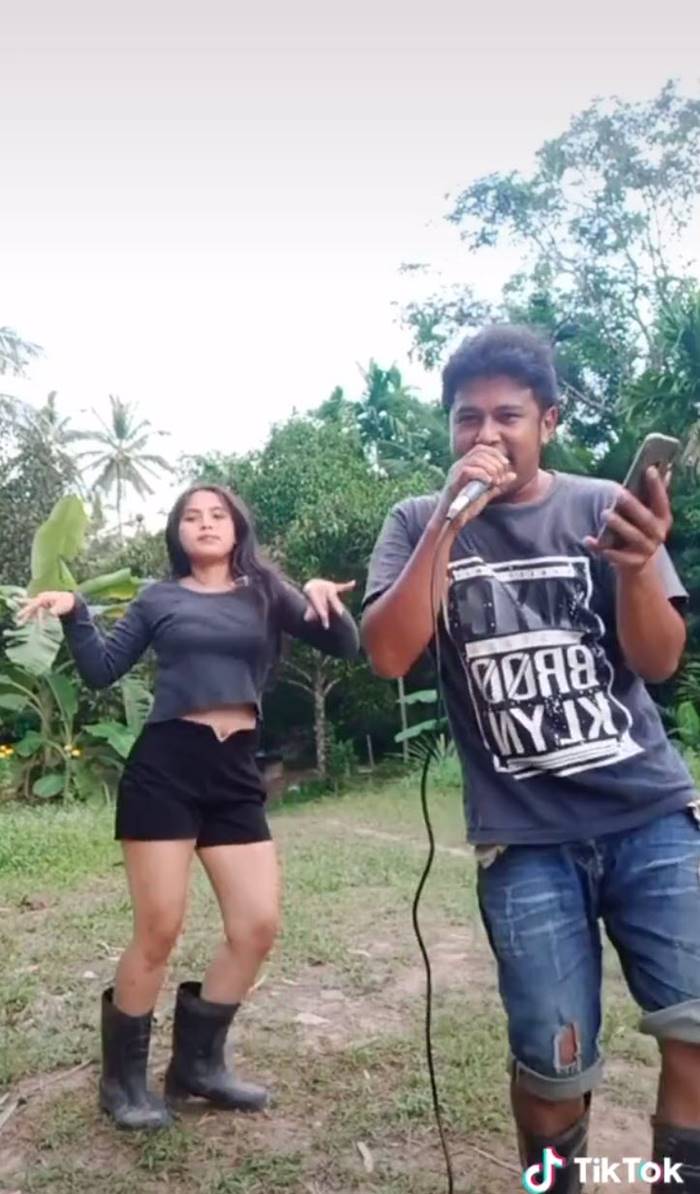  เอ เสียงทอง วาไรตี้