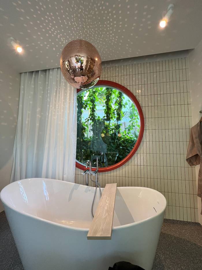 พูลวิลล่า