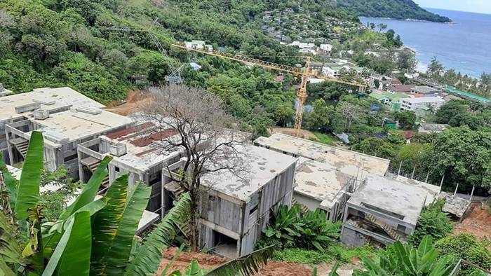 รื้อถอน The Peaks Residence