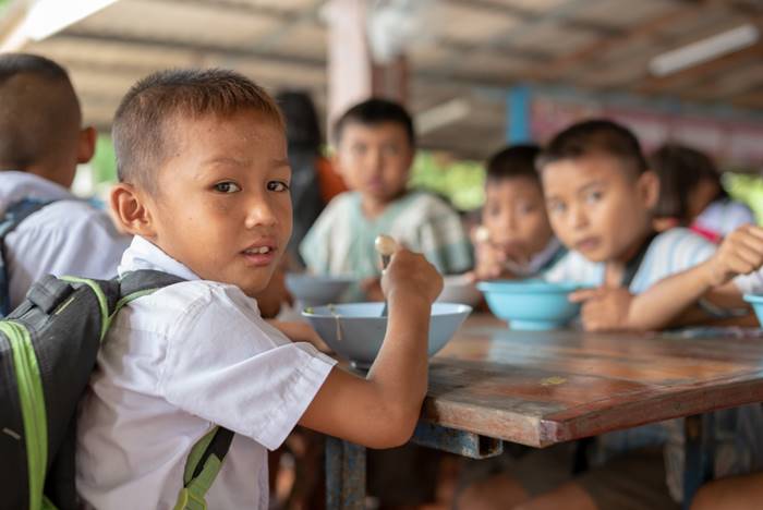 ค่าอาหารกลางวัน