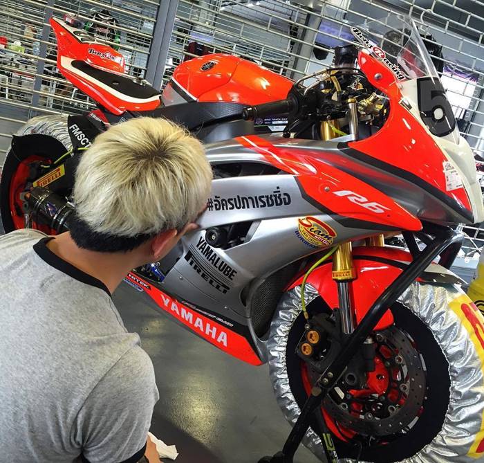 เบนซ์ เรซซิ่ง