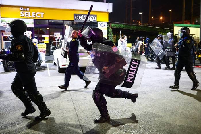 ม็อบ 28 กุมภา