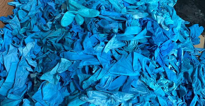 อธิป ถุงมือเถื่อน