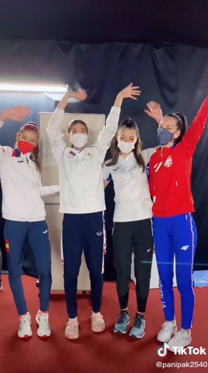 เทนนิส พานิภัค