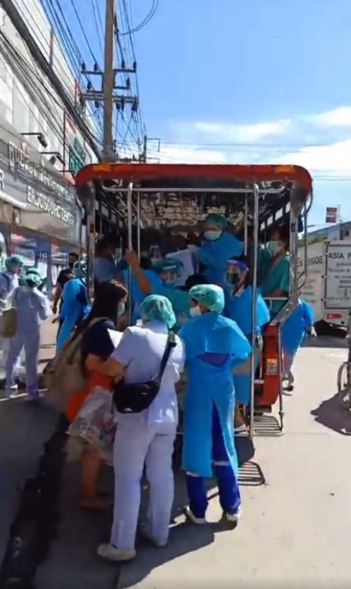 โรงงานกิ่งแก้วไฟไหม้