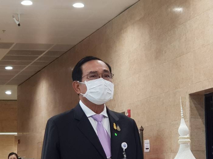 ยิ่งลักษณ์ ชินวัตร, ประยุทธ์ จันทร์โอชา