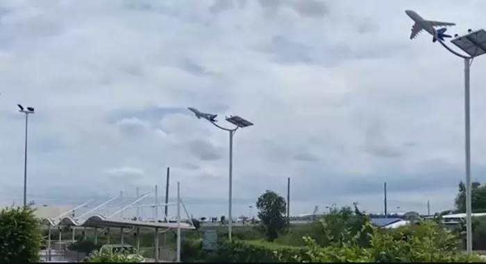 เสาไฟกินรี