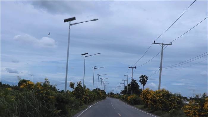 เสาไฟกินรี