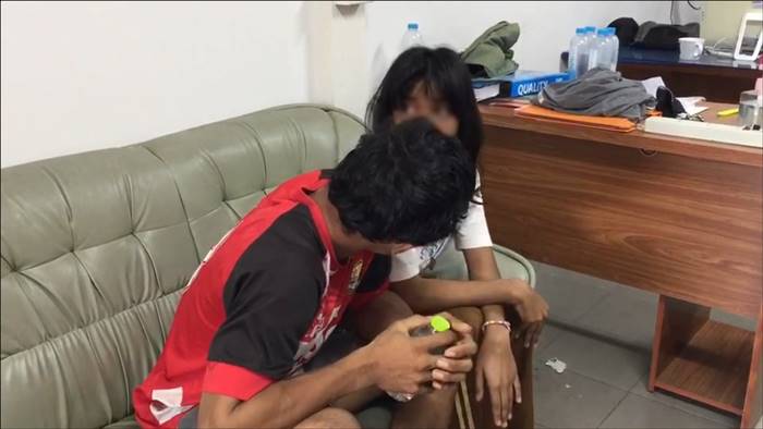 เหนียวไก่หายโดนจับ