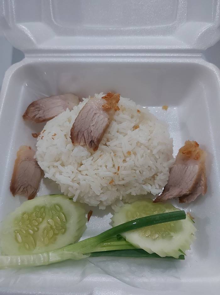 ข้าวหมูกรอบ