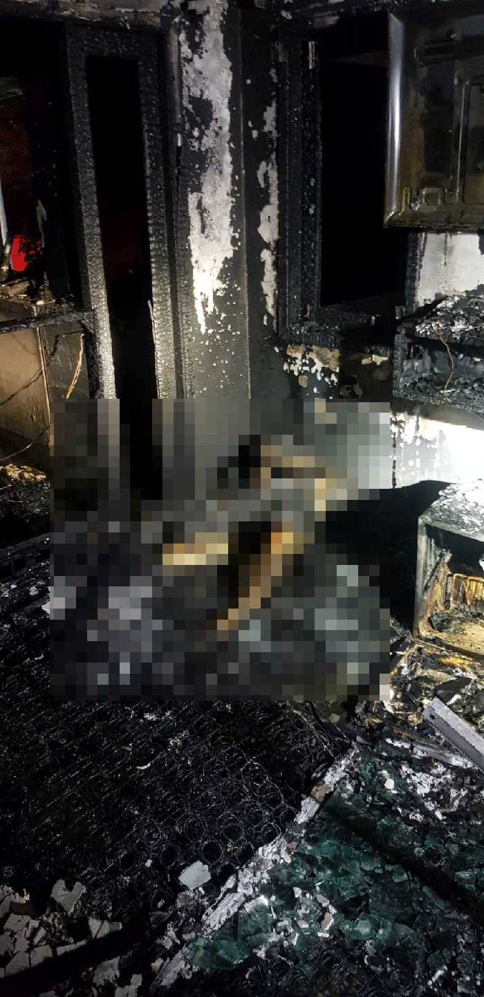 ไฟไหม้บ้าน