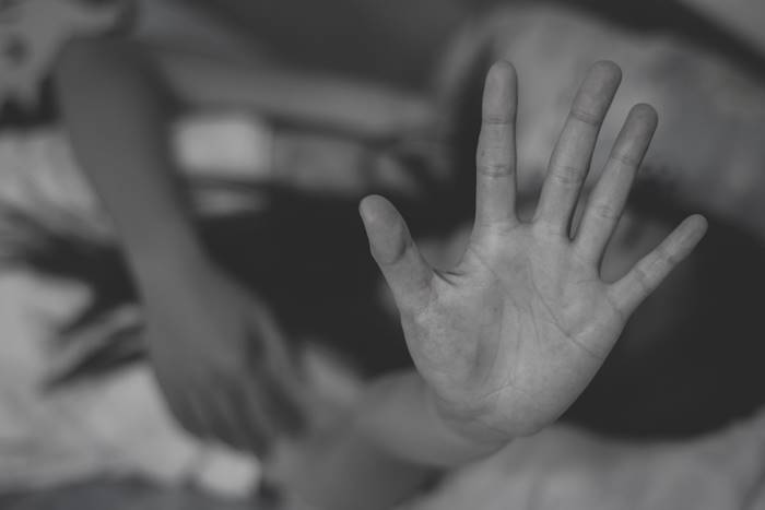 พ่อข่มขืนลูก