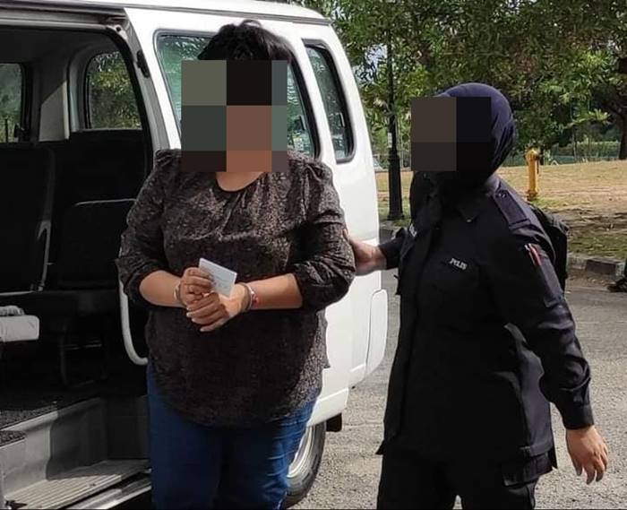 ลืมเด็กในรถ