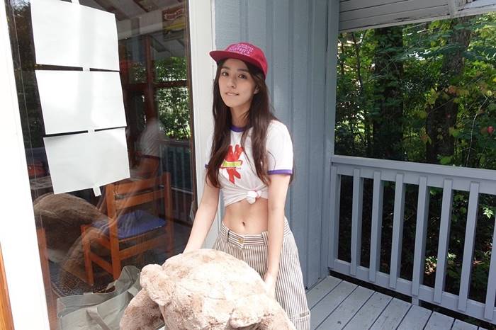 Yurina Yanagi, Takumi Minamino