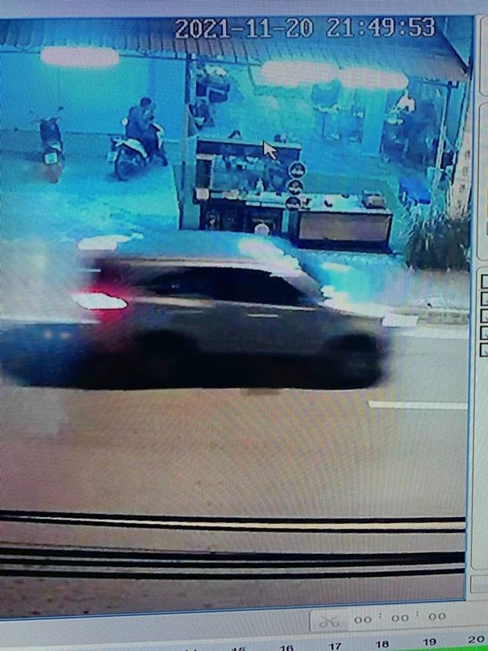 คนขี้หน้าร้านกาแฟ