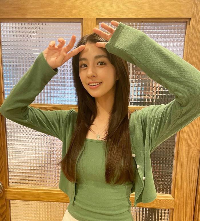 Yurina Yanagi, Takumi Minamino