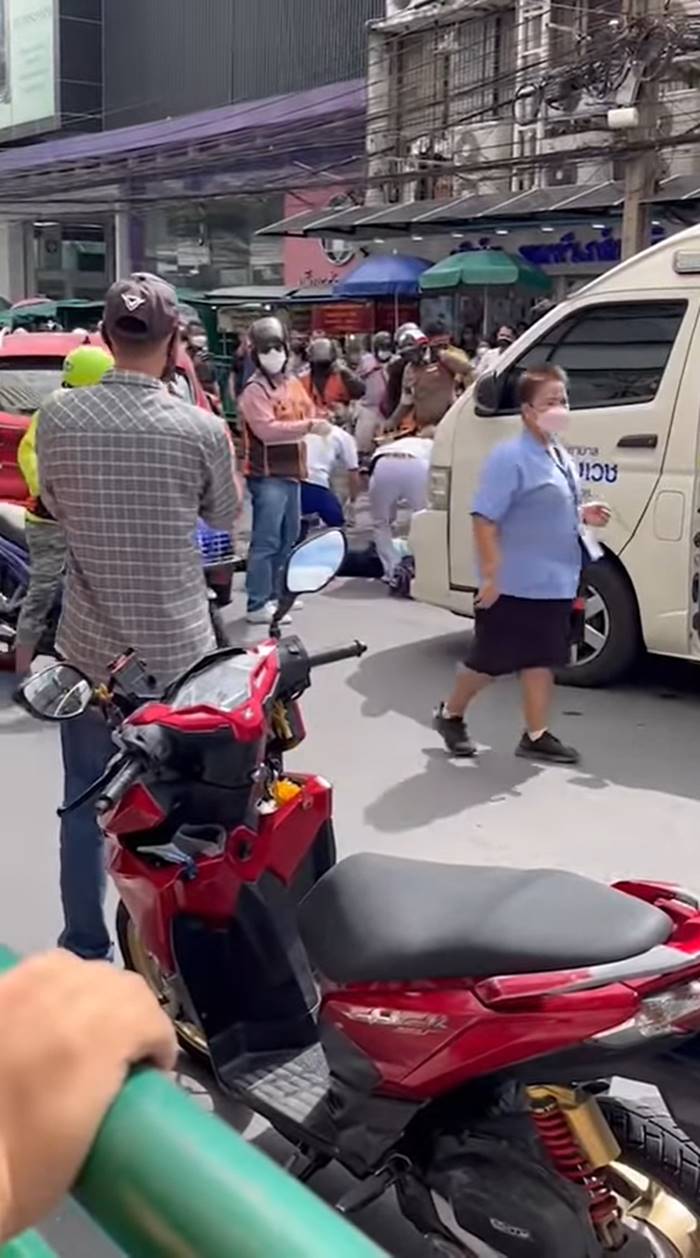 ชนแล้วหนี