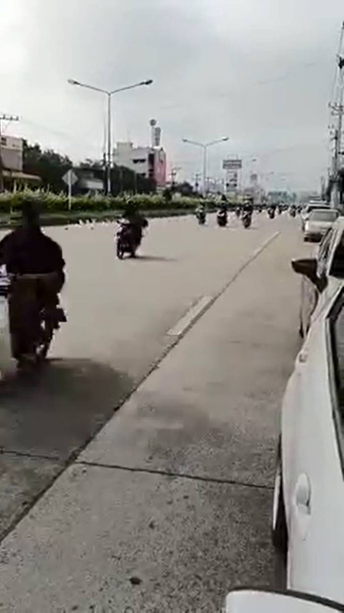 แว้นจัดทริปบุญ