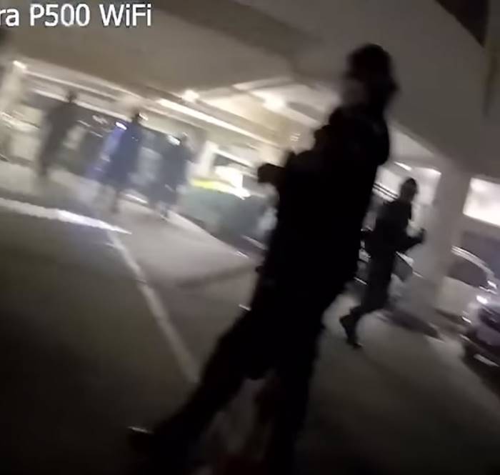 ยิงตำรวจ คฝ.