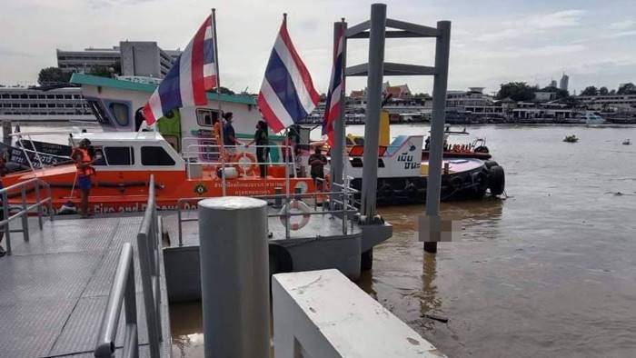 เรือล่มหน้าวัดพนัญเชิง