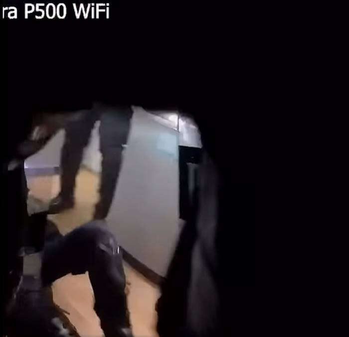 ยิงตำรวจ คฝ.