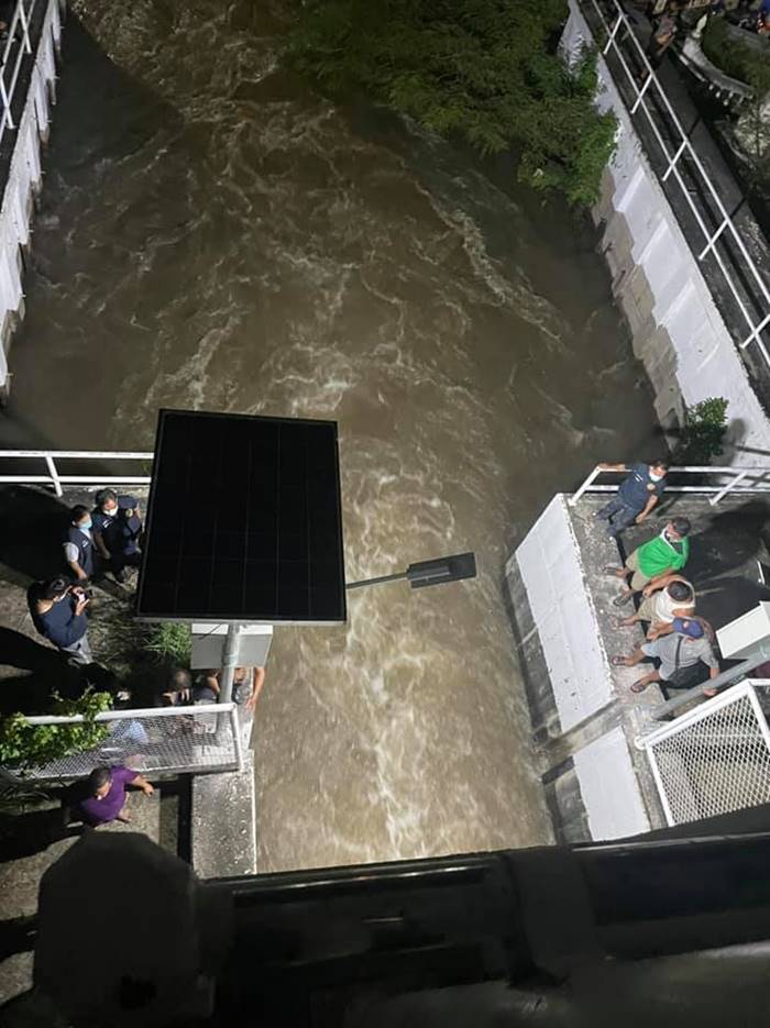 น้ำท่วมปทุมธานี