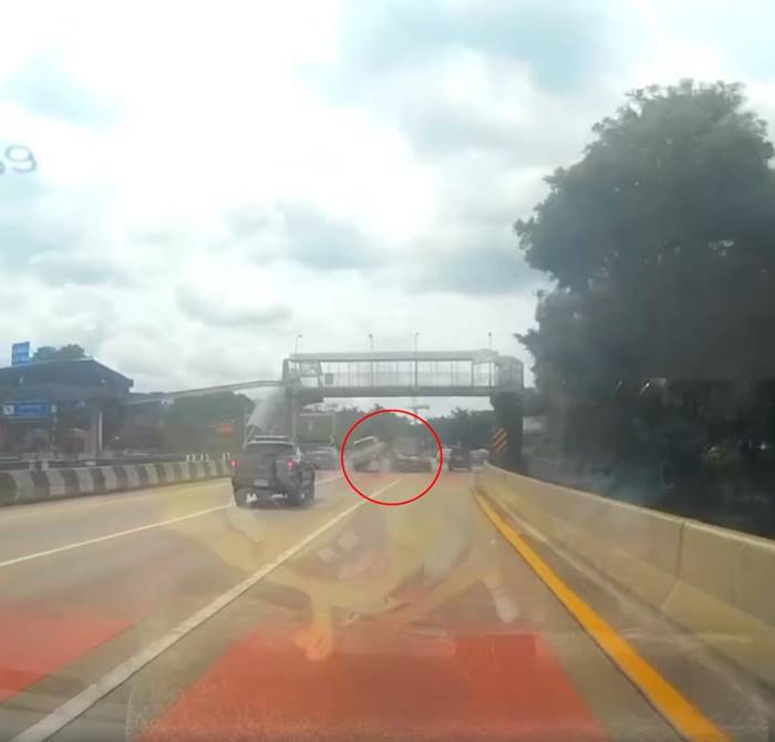 กระบะชนแลมโบกินี่