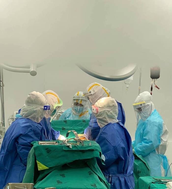 ผ่าตัดเนื้องอกในรังไข่