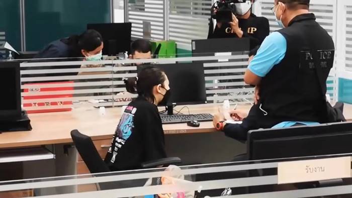 น้องไข่เน่า OnlyFans